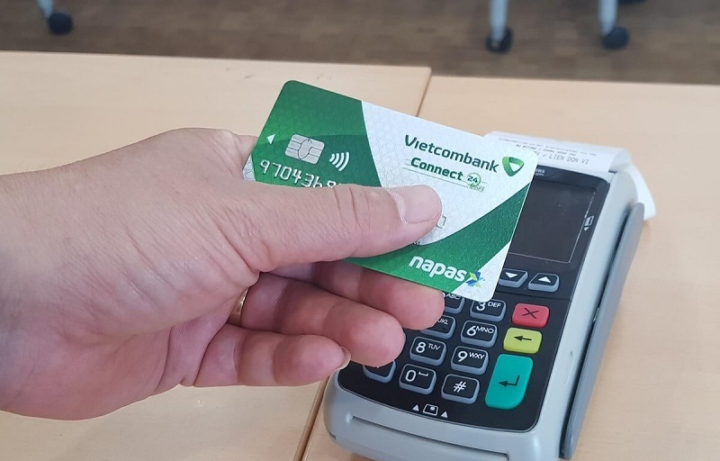 Thời hạn kích hoạt thẻ ATM lần đầu là 30 ngày, kể từ khi nhân viên ngân hàng giao thẻ